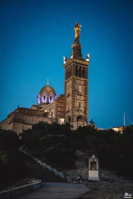 Halte Poetique Au Panier 2 Balcon & Clim Apartment Marseilles