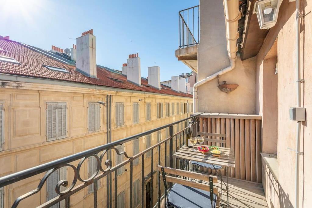 Apartment Halte Poetique Au Panier 2 Balcon & Clim
